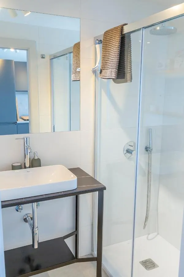 Apartamento Radazul Marina Seafront 5